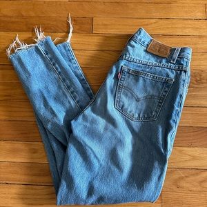 Levi’s Mom Jeans